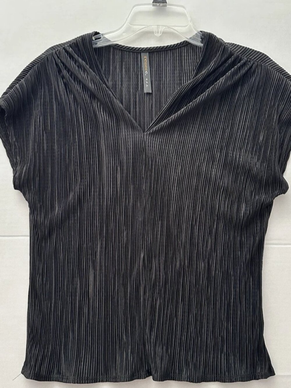 Reneec. USA-Black V Neck Blouse-Short Sleeve-Size Large-Made in USA